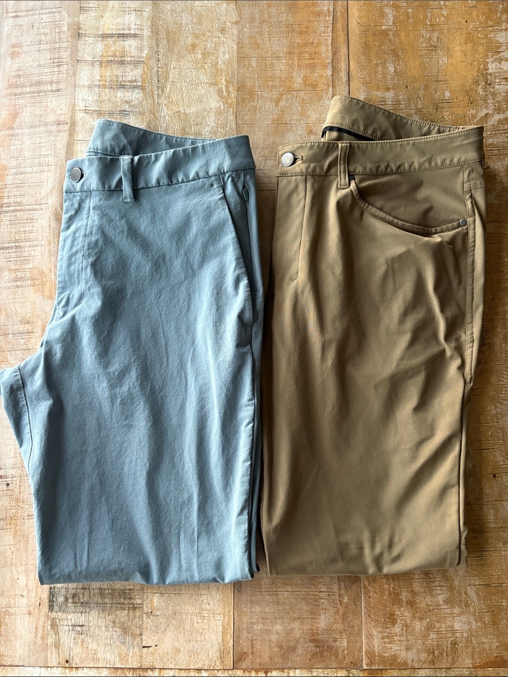 Lululemon Men's Stretch Chino Pants in Light Blue and Brown size 34